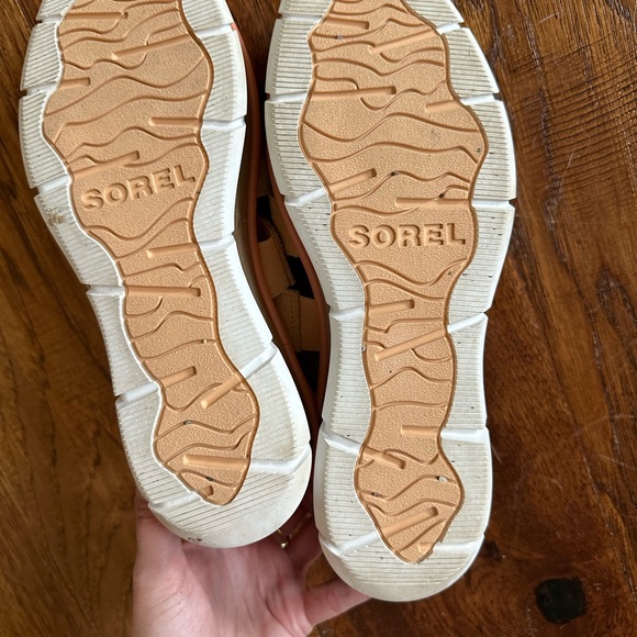 Sorel Joanie III ankle strap wedge, size 9.5 - Picture 6 of 6